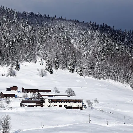Hotel Club Le Risoux-2