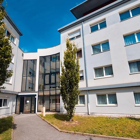 Comfort Aparthotel Les Hauts D'Annecy-3