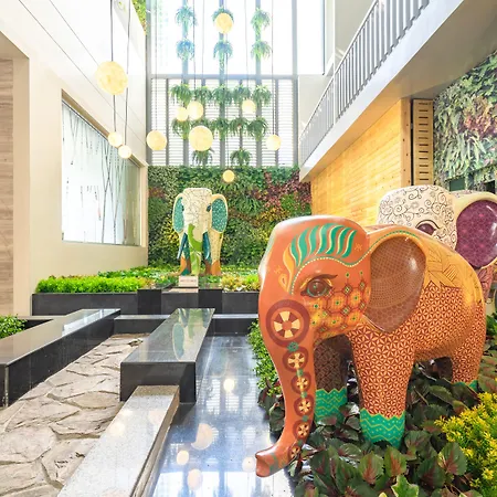 Ramada By Wyndham Phuket Deevana-3
