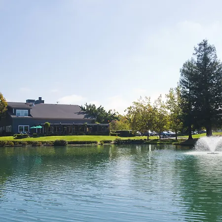 Holiday Inn Windsor - Wine Country By Ihg-3