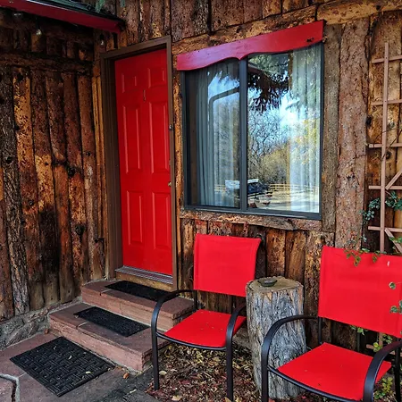 Foot Of The Mountain Motel-2