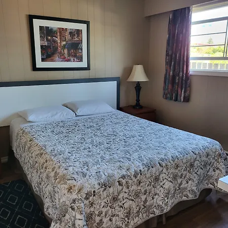 River Heights Motel-3