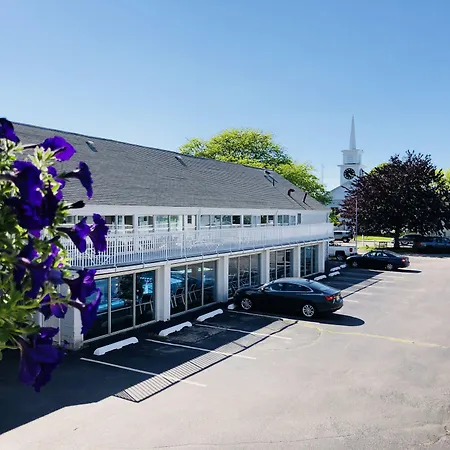 Hyannis Inn-3