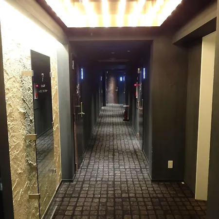 The Wall Hotel-3