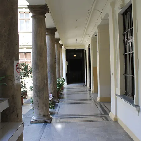 Omega Guesthouse Budapest-2