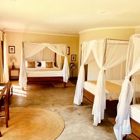 Mount Meru Game Lodge-3