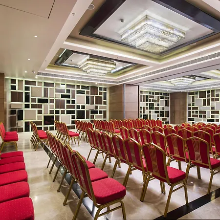 Hotel Satkar Grande-3