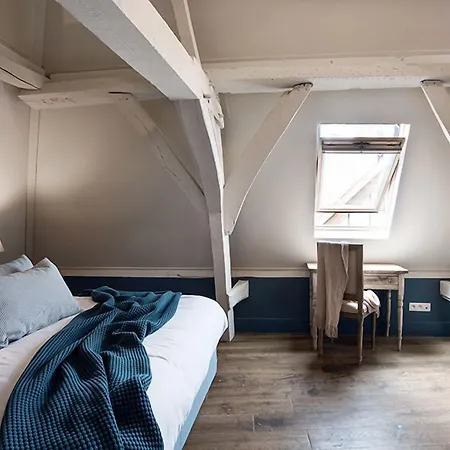Ganda Rooms & Suites-3