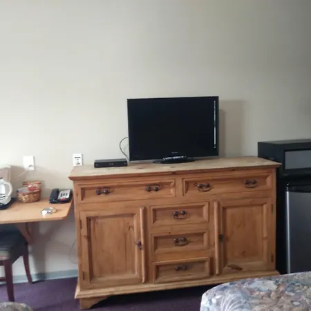 Aries Motel-3