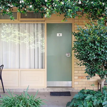 Mid City Motor Inn Queanbeyan-3