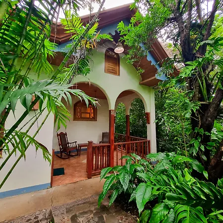 Hotel Claro De Luna-3
