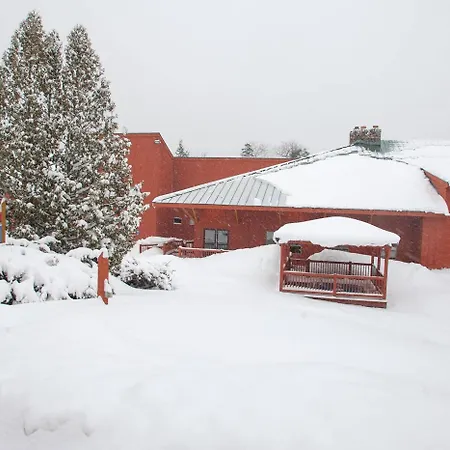 Snow Cap Inn-2
