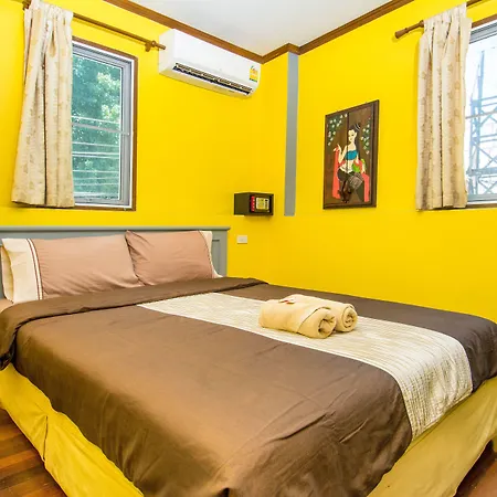 Central Guesthouse-3