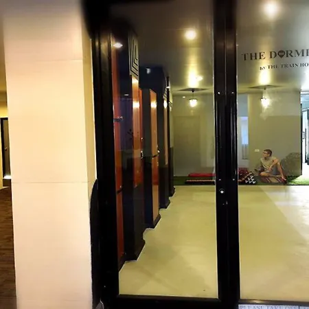 The Train Hotel Hatyai-3