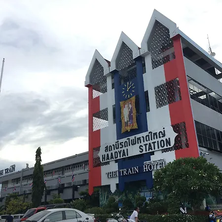 The Train Hotel Hatyai-2