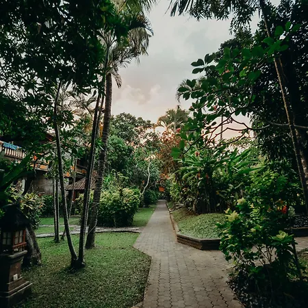 Three Brothers Bali Legian Bungalows & Villas-3