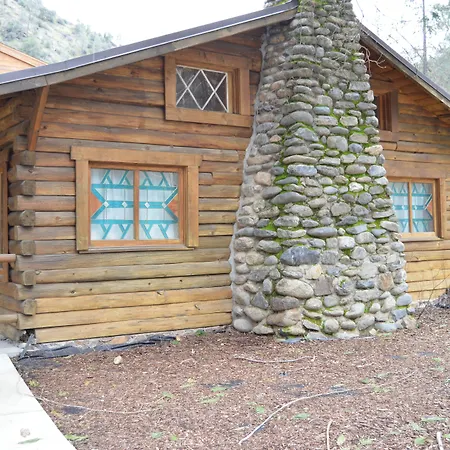 Red Bud Lodge-3