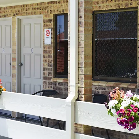 Golden Beach Motor Inn, Caloundra-2