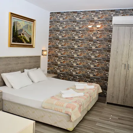 Queen Boutique Hotel-3