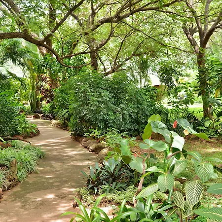 Bayete Guest Lodge-3