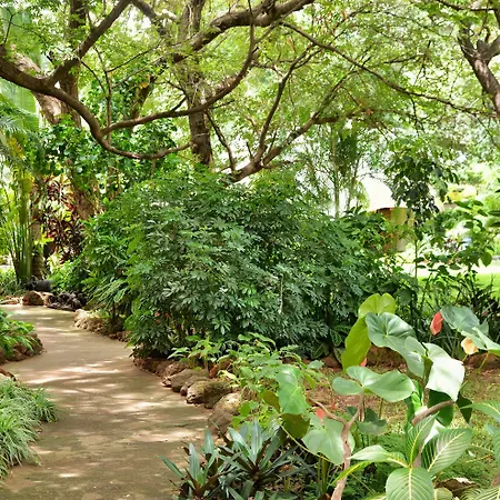 Bayete Guest Lodge-2