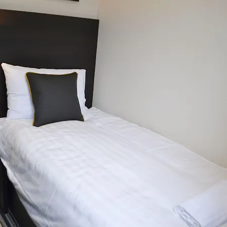 The Tudor Inn Hotel-2