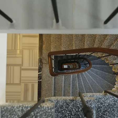 Art Nouveau Pera-3