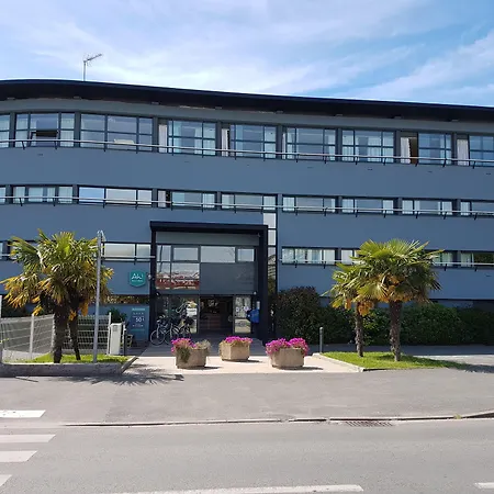 B&B Hotel La Rochelle Centre Les Minimes-2