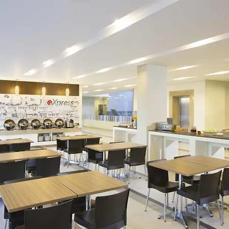 Amaris Hotel Malioboro - Jogja-3