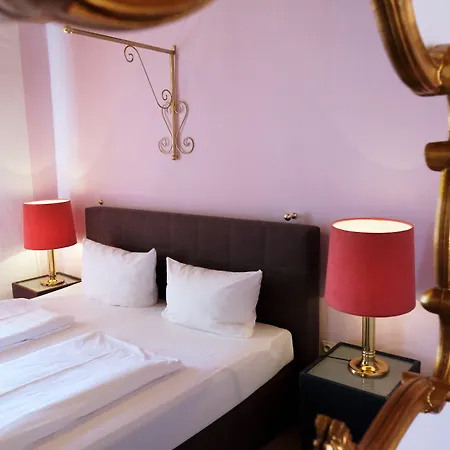 Romantica Hotel Blauer Hecht-3