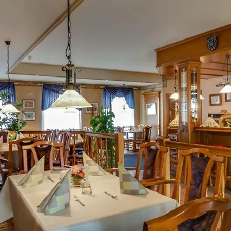 Hotel zur Burg-2
