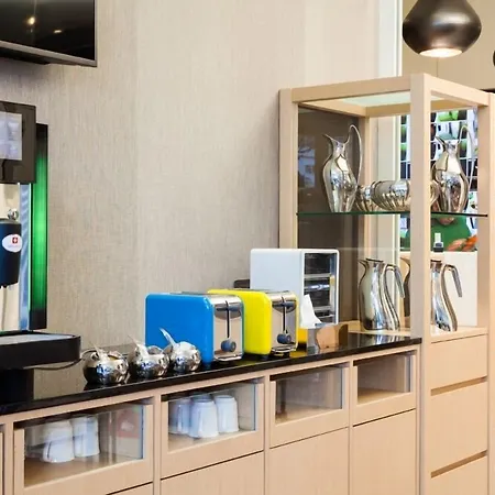 Lacle Hotel-Luzhou Taipei-2