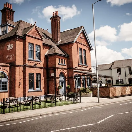 The Queen'S Head-2