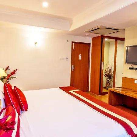 Octave Suites - Residency Rd-3