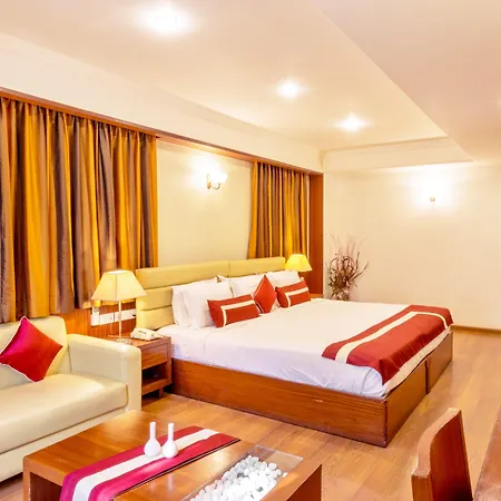 Octave Suites - Residency Rd-2