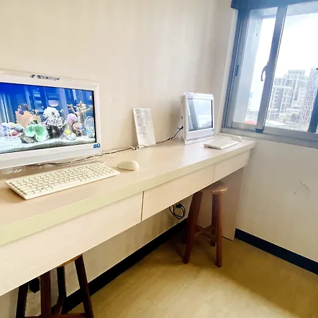 Hey Bear Capsule Hotel-3