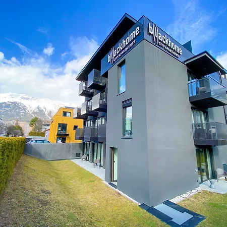 Blackhome Innsbruck City East I Contactless Check-In-2