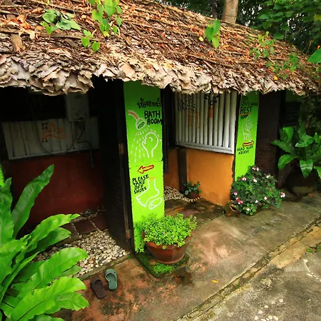 Khun Nai Tern Sai Hotel (Adults Only)-3