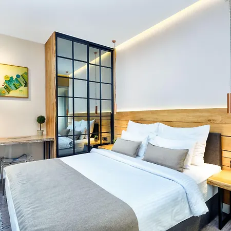 One Luxury Suites-2