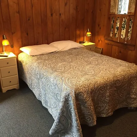 Whistling Swan Motel-2