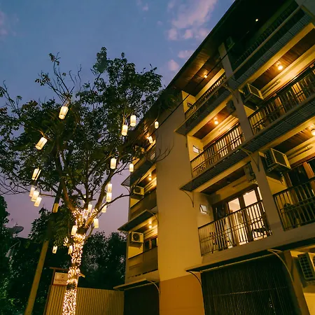 Rendezvous Classic House-3