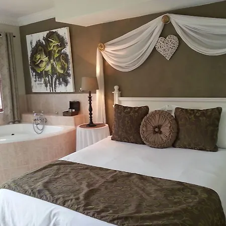 La Dolce Vita Guest House-2