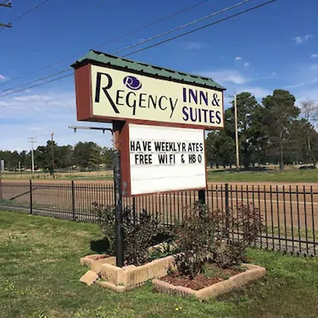 Regency Inn & Suites-2