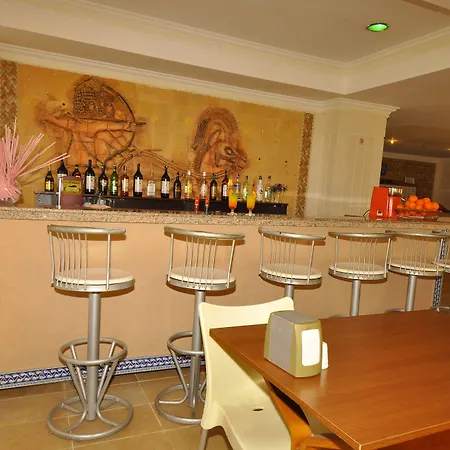 Golden Star Hotel-2