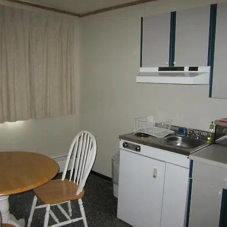 Airport Chalet-3