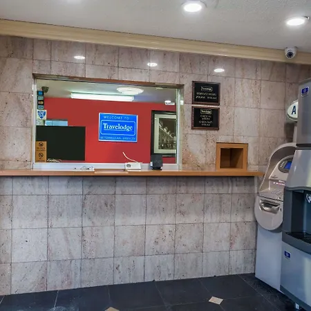 Travelodge By Wyndham Jersey City-3