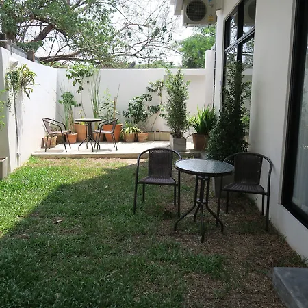 Hotel Montha-2