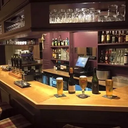 The Volunteer Inn-3