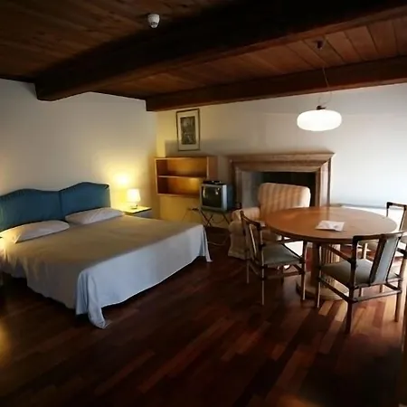 Residence Hotel Castelvecchio-3
