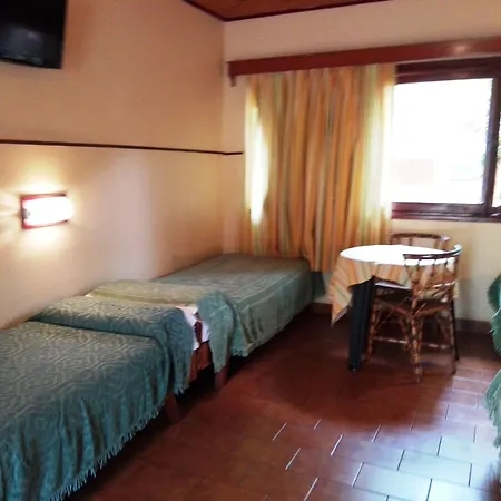 Hosteria La Cabana-2
